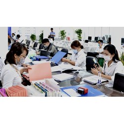 Viên chức chuyển sang công chức không qua thi tuyển cần điều kiện gì?
