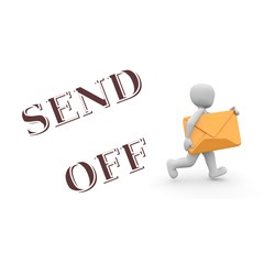 Send off là gì? Ý nghĩa của send something off trong tiếng Anh