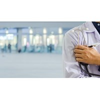 Nâng mức hưởng bảo hiểm y tế của thanh niên xung phong lên 100%