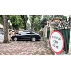 Xử phạt như thế nào khi đón trả khách ở nơi có biển cấm dừng đỗ?