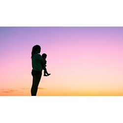 Chính sách trợ cấp với người đơn thân nghèo đang nuôi con nhỏ