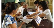 Đối tượng nào được hỗ trợ kinh phí chăm sóc, nuôi dưỡng hàng tháng?