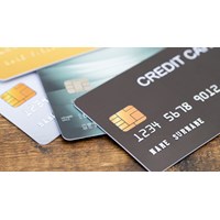 Cha mẹ của giám đốc ngân hàng thương mại có được cấp tín dụng không?