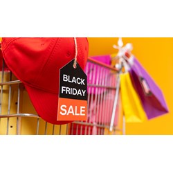 Các cửa hàng được thực hiện khuyến mại vào Ngày Black Friday thông qua những hình thức nào?