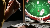 Bị triệu tập vì đánh bạc online: Cần làm gì? Có bị bắt tạm giam không? Mức xử lý ra sao?