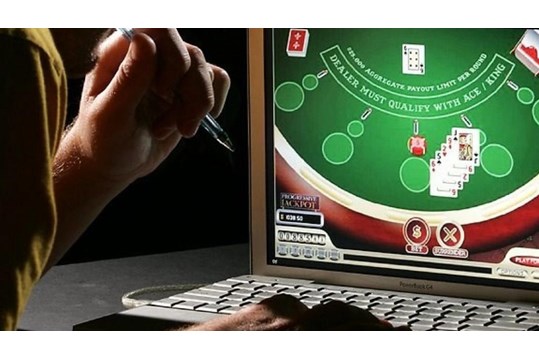 Bị triệu tập vì đánh bạc online: Cần làm gì? Có bị bắt tạm giam không? Mức xử lý ra sao?