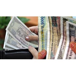 Cá nhân, tổ chức nhận đổi tiền lẻ thu phí có vi phạm hay không?