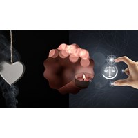 Điều bản thân cần làm để trở thành người chính trực, biết yêu thương
