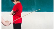 Giáo viên có bị buộc thôi việc khi bạo hành học sinh không?