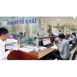 Hiện nay, người khai hải quan có quyền và nghĩa vụ như thế nào?