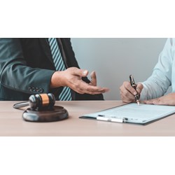 Hoạt động của Cơ quan điều tra khi bị can đang bị tạm giam từ chối nhờ người bào chữa?