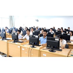 Phải dừng ca thi kiểm định đầu vào công chức trong trường hợp nào?