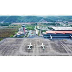Trách nhiệm quản lý hoạt động bay liên quan đến an toàn đường cất hạ cánh
