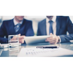 Khi tòa tiến hành hòa giải luật sư của đương sự có được tham gia?