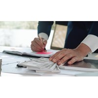 Xác định số dư bình quân tiền gửi phải tính dự trữ bắt buộc tại công ty tài chính trong kỳ