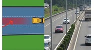 Bắt buộc có tín hiệu báo trước khi chuyển làn đường theo quy định?