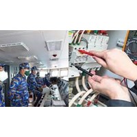 Quy định về chức danh của Sỹ quan kỹ thuật điện trên tàu biển là?