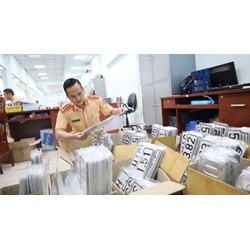 Những số nào không gắn trên biển số xe của bất kỳ địa phương nào?