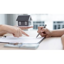 Chủ nhà chết thì hợp đồng thuê nhà sẽ được xử lý như thế nào?