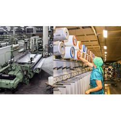 Sản xuất vải được dệt từ sợi thủy tinh được phân vào nhóm ngành kinh tế nào?