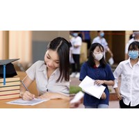 Sinh viên đang học đại học thì có được đăng ký thi lại đại học?