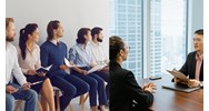 Có thực hiện lại việc tuyển dụng khi cơ quan đổi tên hay không?
