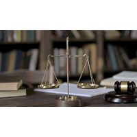 Lựa chọn bản án hành chính có hiệu lực phát triển thành án lệ