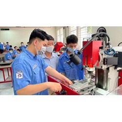 Mức phạt công nhận tốt nghiệp đối với người chưa đủ điều kiện