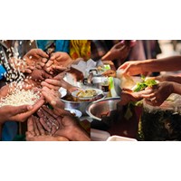 Kể về những người đã góp sức mình chống lại đói nghèo, lạc hậu