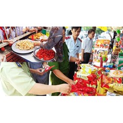 Công an phường có quyền xử phạt an toàn thực phẩm không?