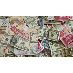 Tiền mặt và tiền giấy có phải là một hay không?