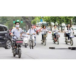 Dưới 18 tuổi tham gia đua xe đạp điện bị xử phạt hành chính thế nào