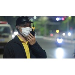 Cảnh sát giao thông được hóa trang xử lý vi phạm nồng độ cồn