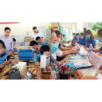 Trách nhiệm hướng dẫn Ủy ban tư vấn lựa chọn nghề cho thanh niên?