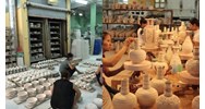 Cơ sở sản xuất gốm sứ tham gia hội thi sản phẩm thủ công được hỗ trợ?