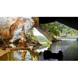 Thuyết minh về Động Phong Nha theo phong cách hướng dẫn viên du lịch