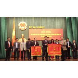 Tiêu chuẩn, đối tượng xét danh hiệu Cờ thi đua Bộ Tài chính