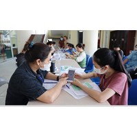 Triển khai chi trả an sinh xã hội không dùng tiền mặt tại Hà Nội
