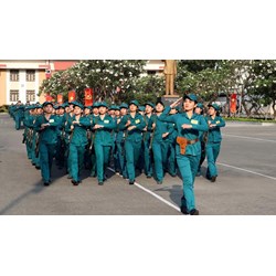 Làm việc tại nước ngoài có phải thực hiện tham gia Dân quân tự vệ