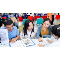 Mới nhập học Đại học cần phải nộp những khoản tiền nào?
