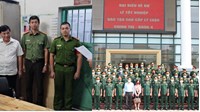 Phải là Điều tra viên sơ cấp trước khi làm Điều tra viên trung cấp?