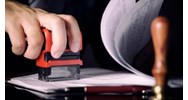 Người yêu cầu công chứng là người đồng bào dân tộc thiểu số