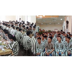 Cuộc sống của phạm nhân trong tù như thế nào?