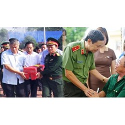 Con liệt sỹ 18 tuổi học bổ túc được hưởng trợ cấp tuất hàng tháng?