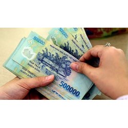 Thừa phát lại được nhận thêm tiền ngoài thoả thuận không?