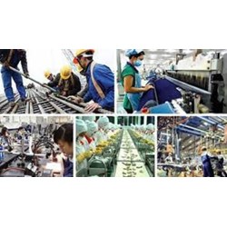 Trình độ phát triển kinh tế, năng suất lao động xã hội ảnh hưởng đến?