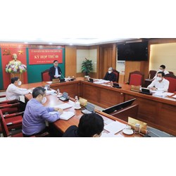 Đưa ra khỏi bộ máy cán bộ, công chức thoái hóa, biến chất