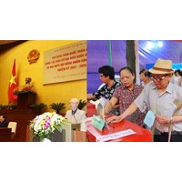 Cử tri bãi nhiệm đại biểu Hội đồng nhân dân bằng cách nào?