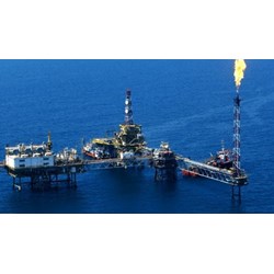 Hoạt động vận chuyển dầu khí và sản phẩm dầu khí ngoài khơi bằng đường ống