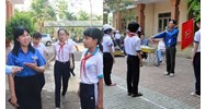 Các chế độ chính sách hưởng đối giáo viên làm Tổng phụ trách Đội